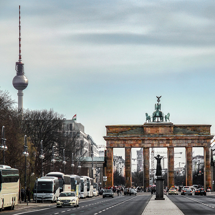 Berlin Brandenburger Tor, Alexanderturm